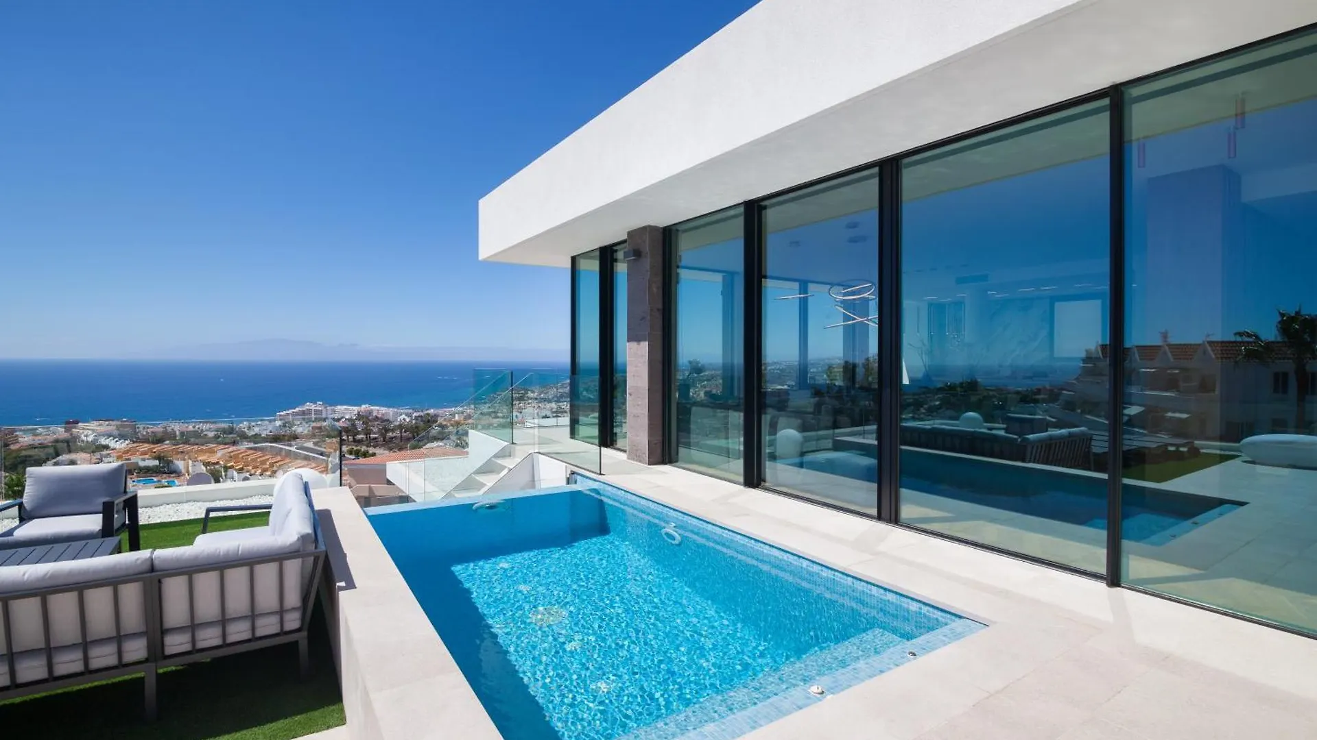 200M New Villa E With Priv/Heated Pool, Ocean View. Costa Adeje  Spain