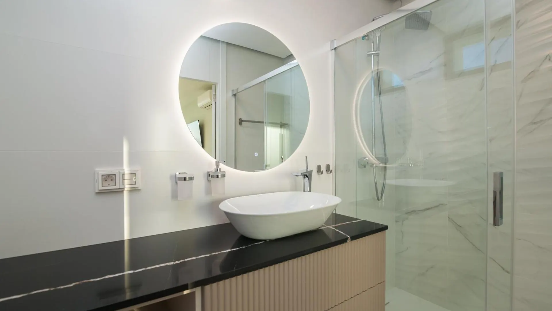 200M New Villa E With Priv/Heated Pool, Ocean View. Costa Adeje